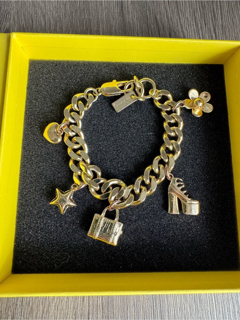 Marc Jacobs THE MINI ICON CHARM BRACELET - Gold